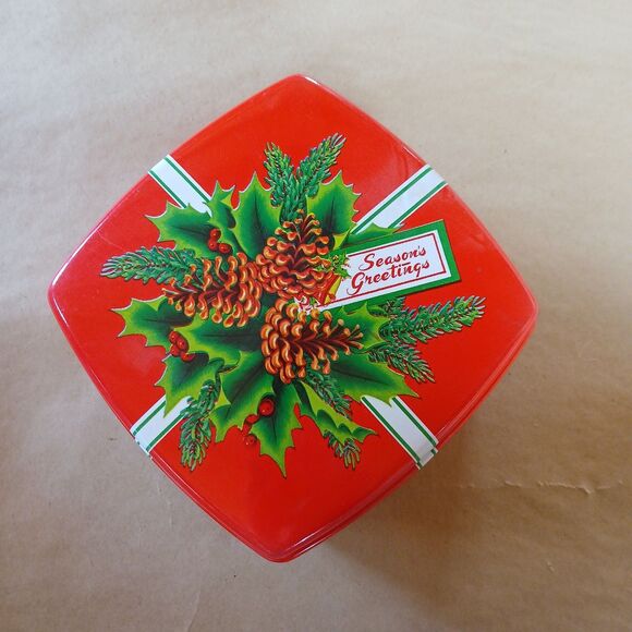 Vintage Christmas Seasons Greetings Square Cookie Container Plastic Holiday - Picture 2 of 7
